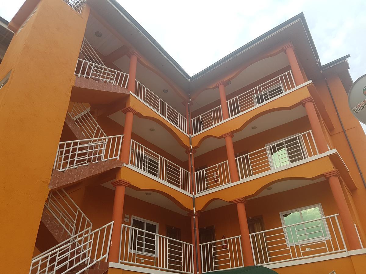 Jostev Hotel Kumasi Exterior foto